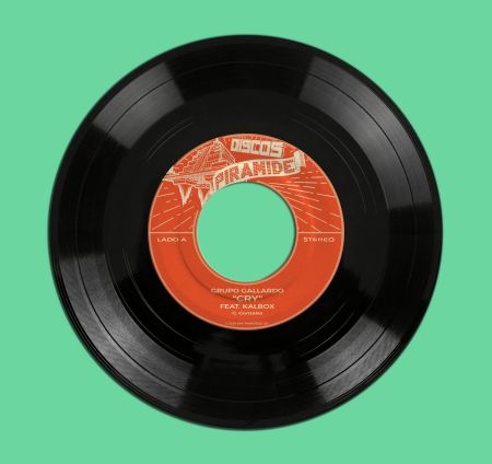 Cry / Manos Abiertas – Grupo Gallardo